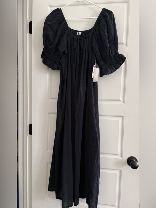 Nordstrom Dresses & Skirts - Nordstrom Black Puff-Sleeve Maxi Dress